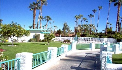The Villas Of Palm Springs Exterior photo